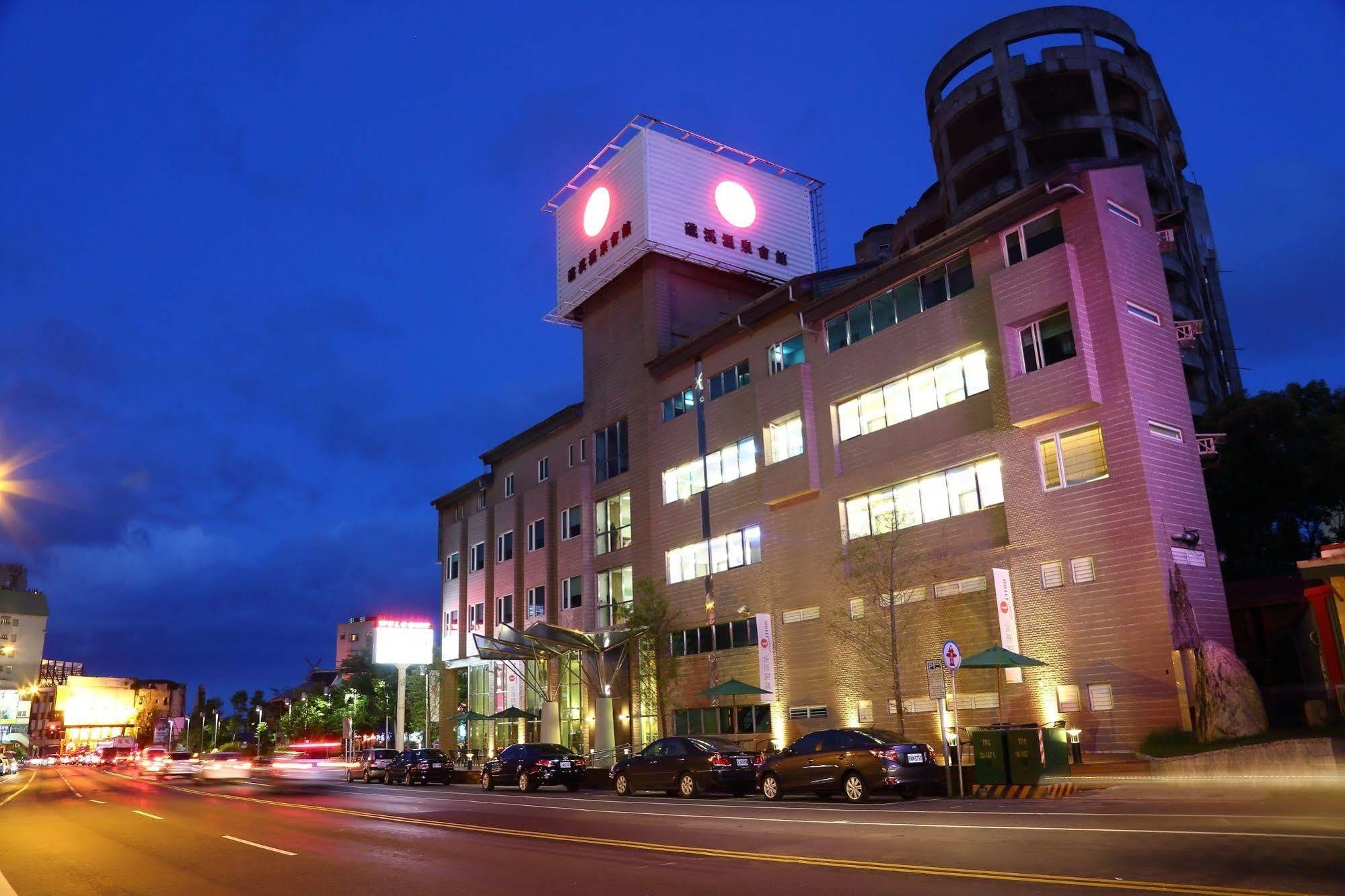 J-Hotel Jiaoxi Exterior photo
